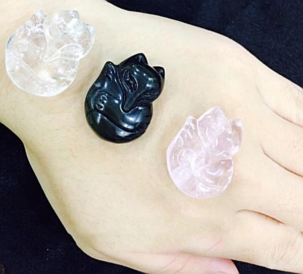 Mặt dây chuyền hồ ly mã não đen M04