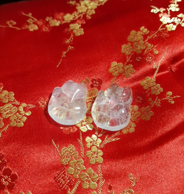 Mặt dây chuyền thạch anh trắng hồ ly M01