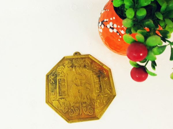 Bát quái lồi bằng đồng
