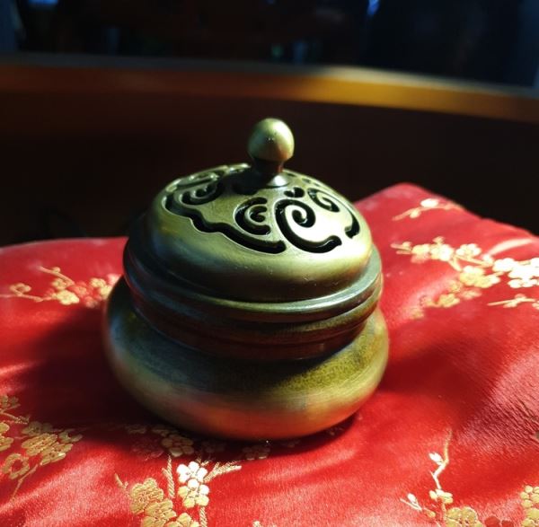 Lư xông trầm bằng đồng M139