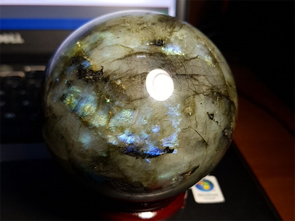 Quả cầu đá xà cừ M38