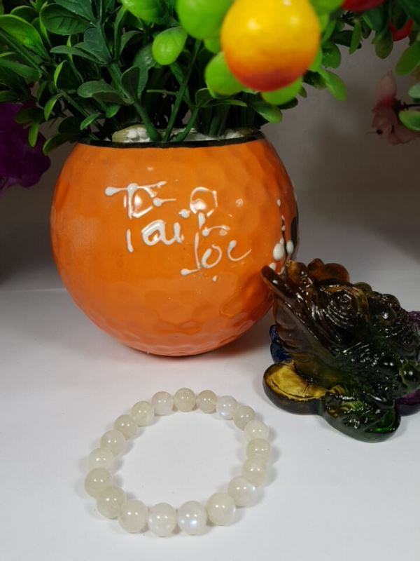 Vòng tay xà cừ trắng M03