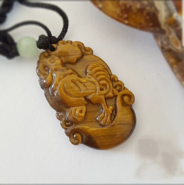 Mặt dây chuyền tuổi dậu đá mắt hổ M 999-10