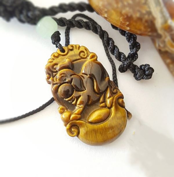 Mặt dây chuyền tuổi hợi đá mắt hổ M 999-13