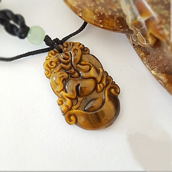 Mặt dây chuyền tuổi ngọ đá mắt hổ M 999-12