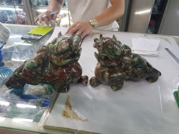 Cặp tỳ hưu đá mã não lớn